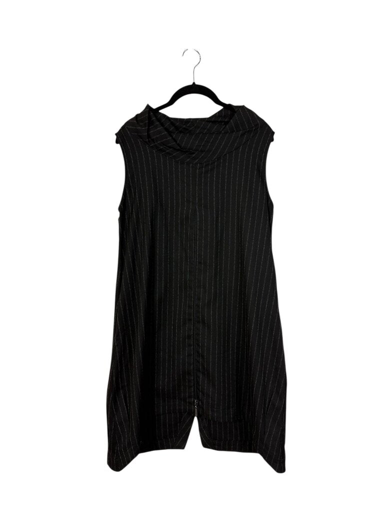 LISA BAYNE PINSTRIPE ZIPPER DRESS