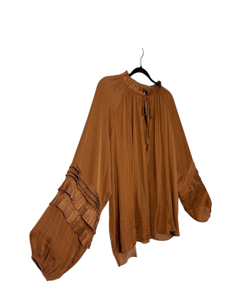 GIBSON LATIMER TIE SLEEVE BLOUSE