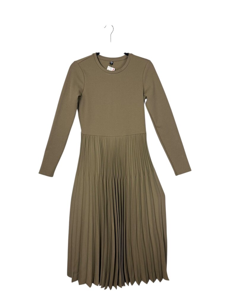 UNIQLO PLEATED COMBINATION DRESS