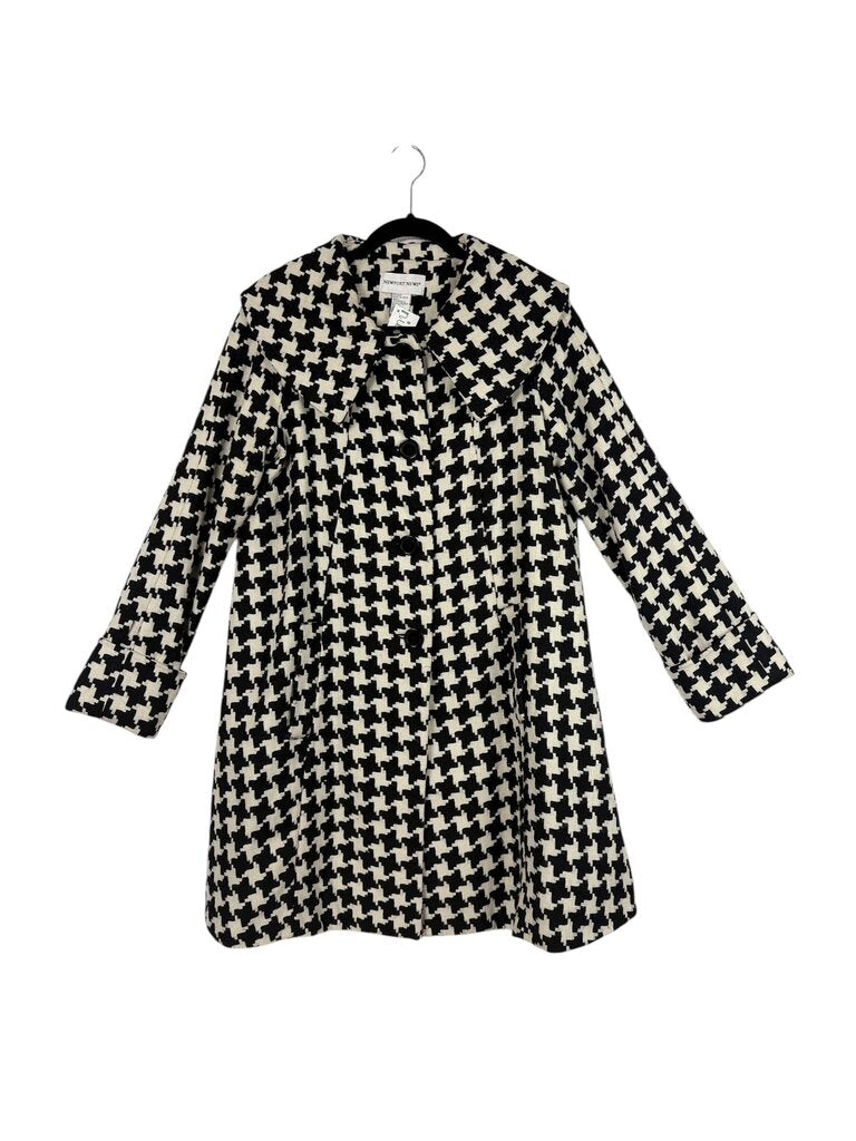 NEWPORT NEWS HOUNDSTOOTH COAT