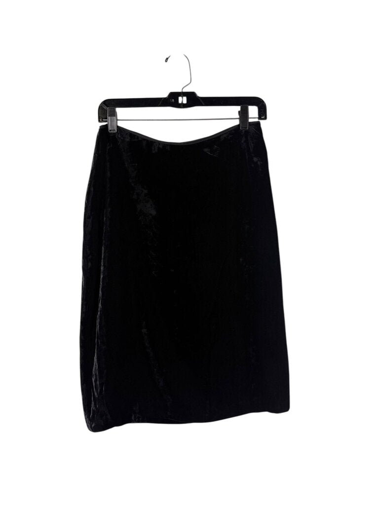 TAHARI VELVET SILK SKIRT