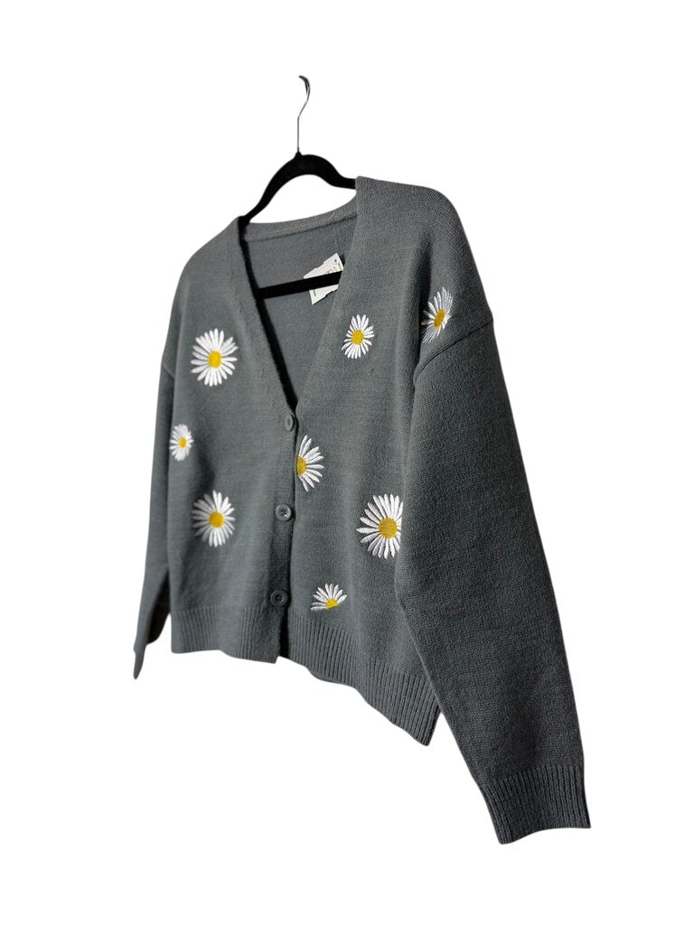 DAISY BUTTON FRONT KNIT CARDIGAN