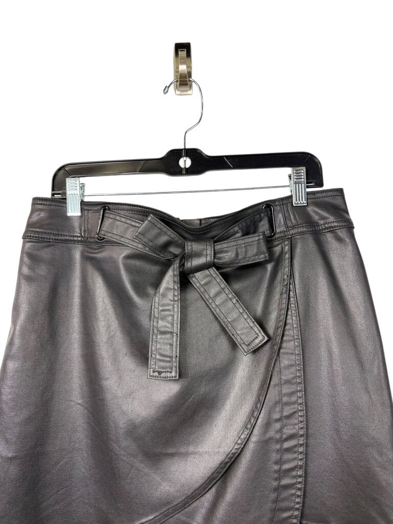 WHITE HOUSE BLACK MARKET VEGAN LEATHER SKIRT