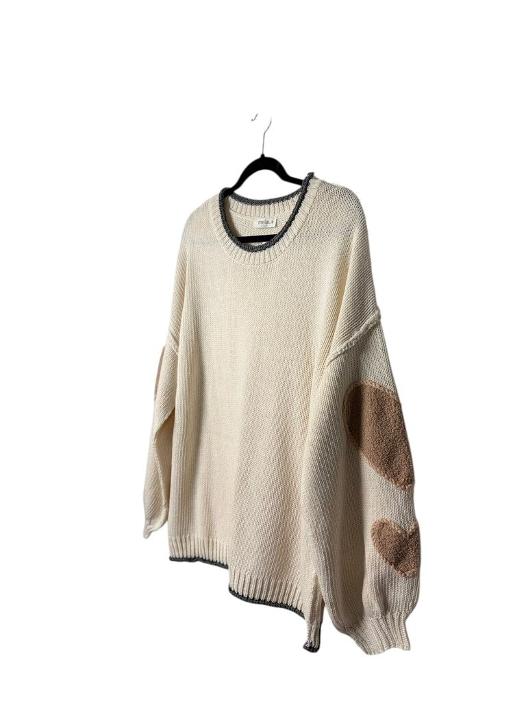 MELLO HEART PATCH KNIT SWEATER