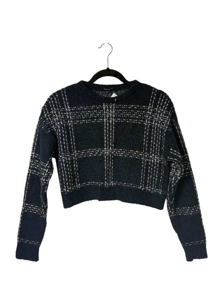 NEW LOOK CROPPED PLAID SWEATER