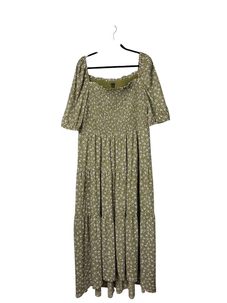 ANN TAYLOR SMOCK FLORAL DRESS