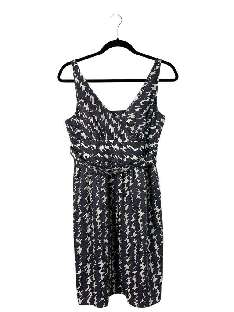 ANN TAYLOR FIT FLARE DRESS