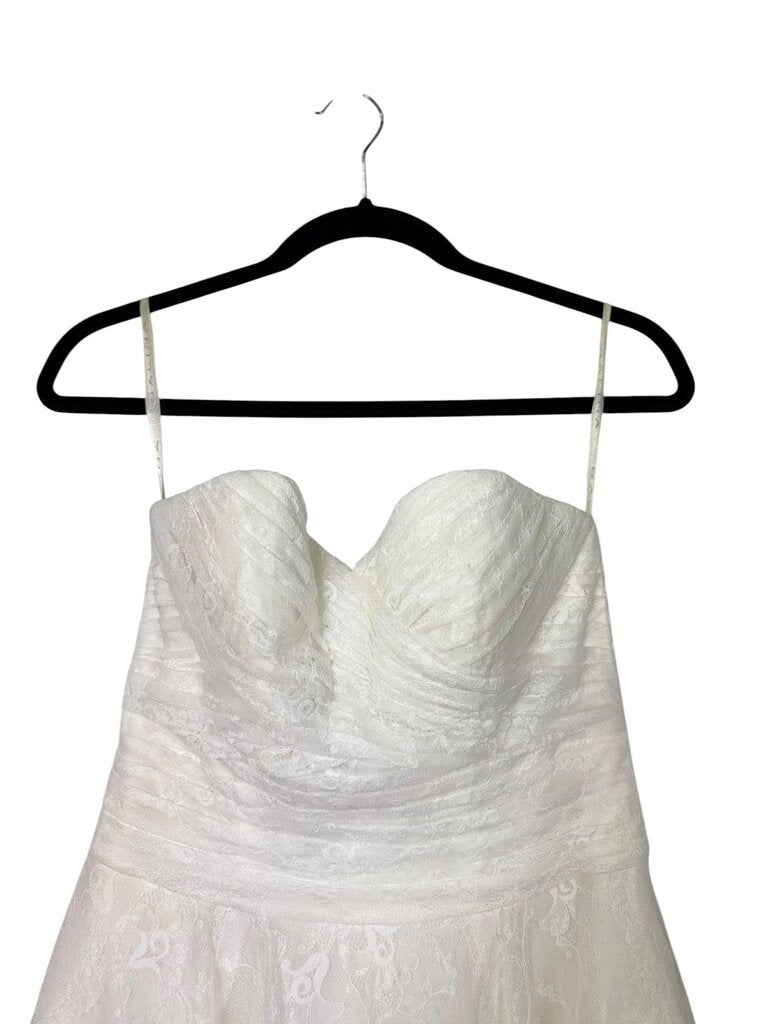 GALINA SIGNATURE SWEETHEART LACE DRESS