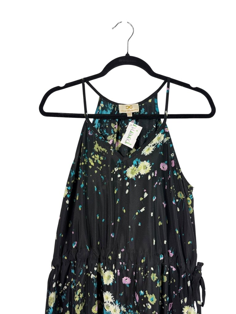 COLLECTIVE CONCEPTS FLORAL DRESS