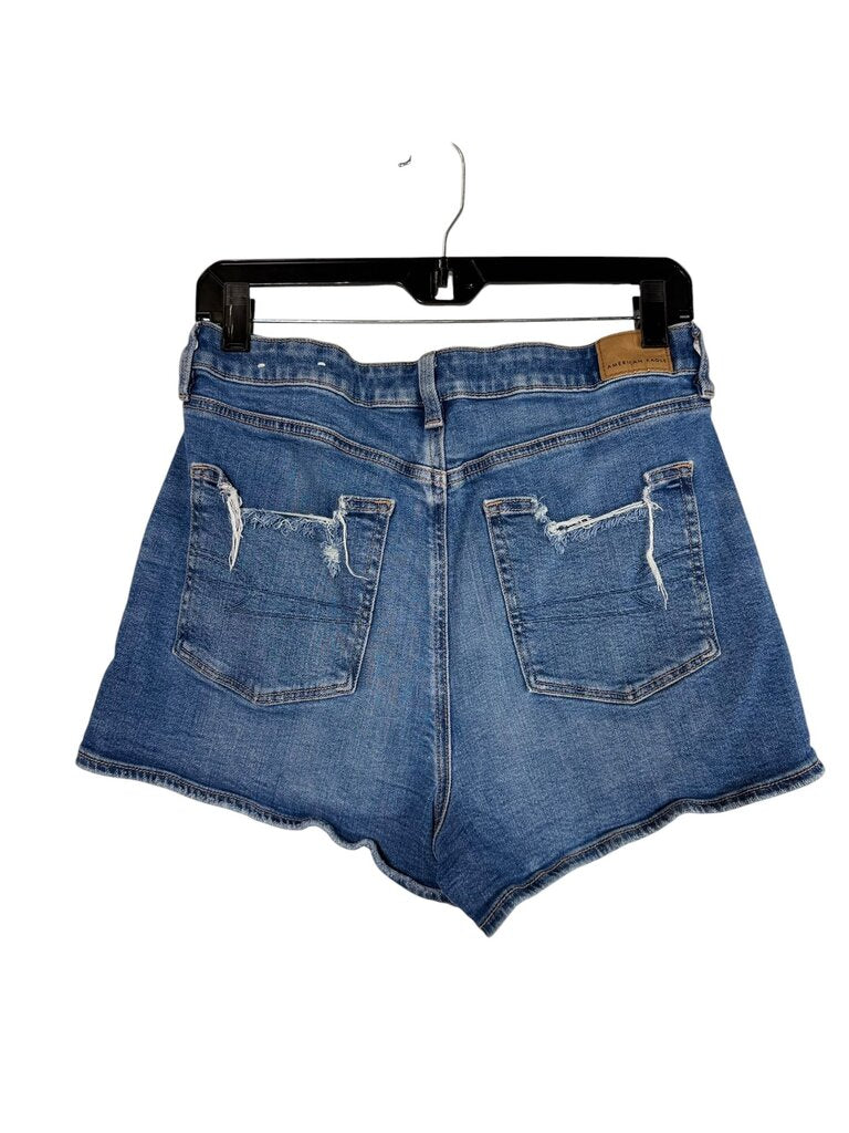 AMERICAN EAGLE OUTFITTERS DISTRESSED MOM SHORT