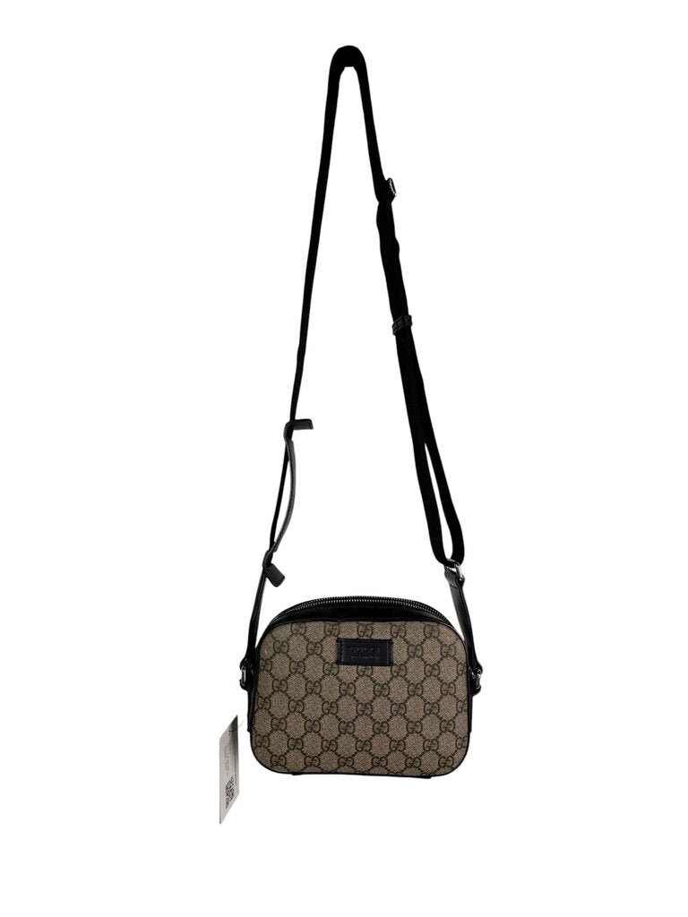 GUCCI SUPREME CANVAS CAMERA BAG