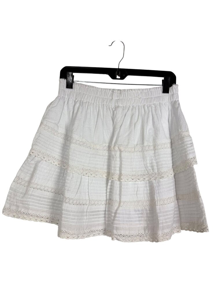ANNA RAE LACE MINI SKIRT