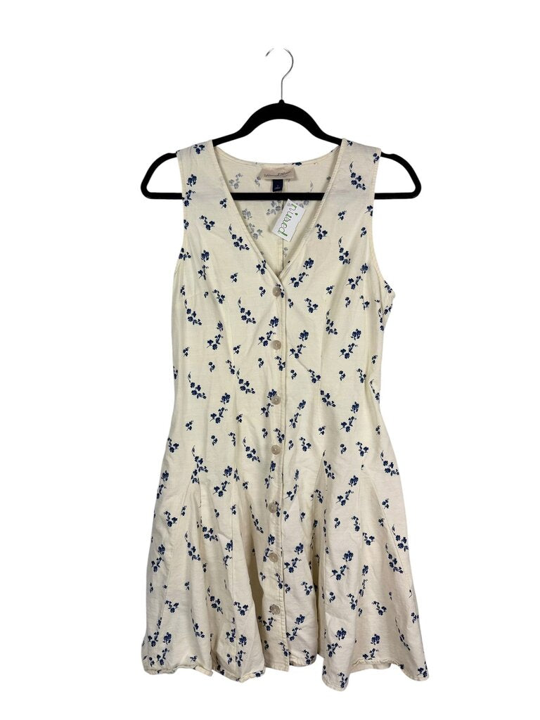 UNIVERSAL THRED FLORAL BUTTON DRESS