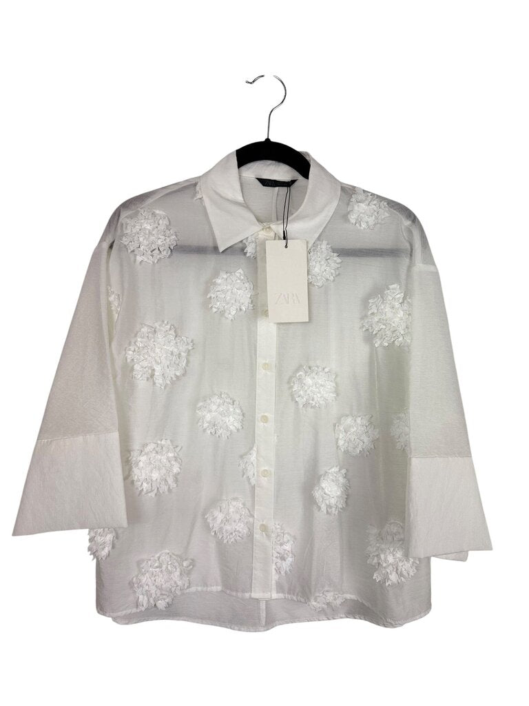ZARA FLORAL APPLIQUE BUTTON DOWN