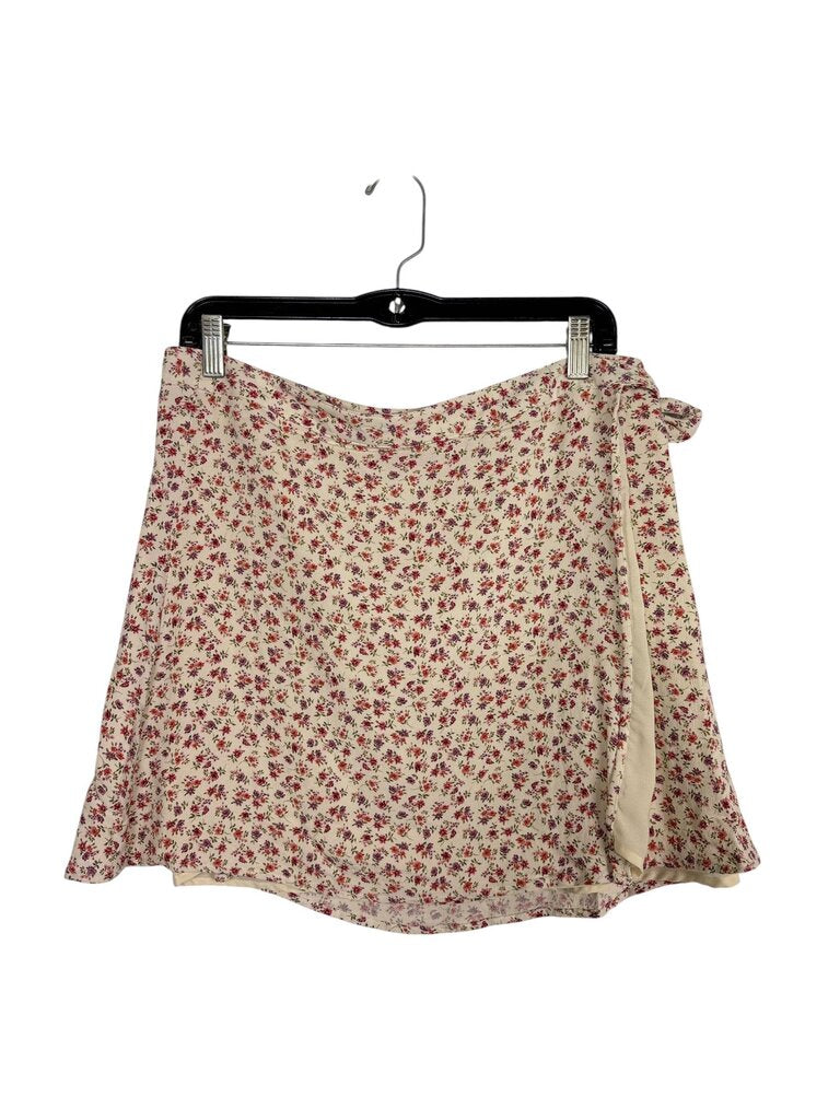 AMERICAN EAGLE FLORAL WRAP MINI SKIRT
