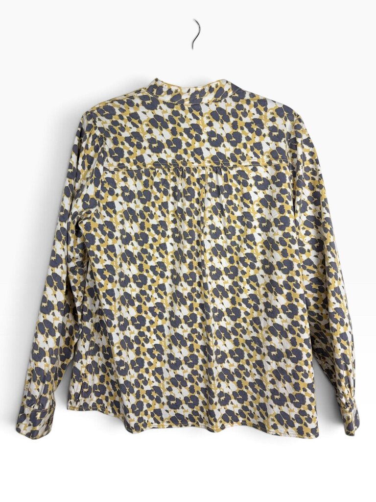CABI AMINAL PRINT BUTTON DOWN
