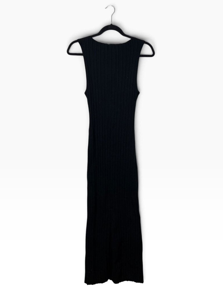 QUINCE RIBBED MAXI DRESS