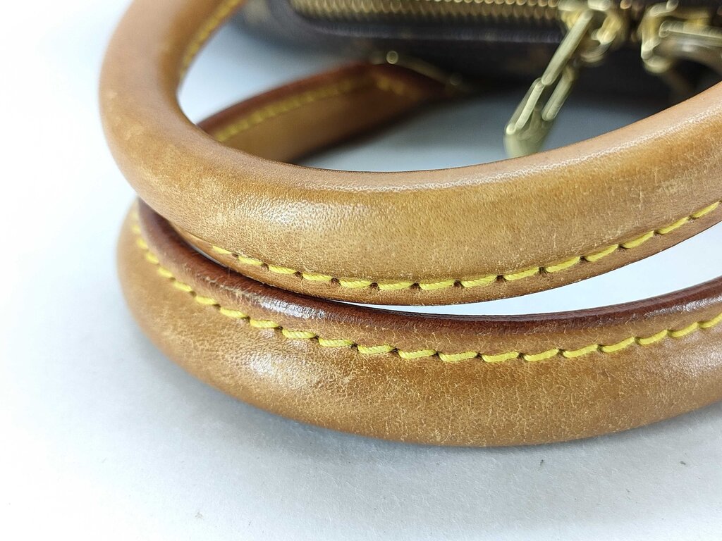 LOUIS VUITTON DEAVILLE MONOGRAM BAG