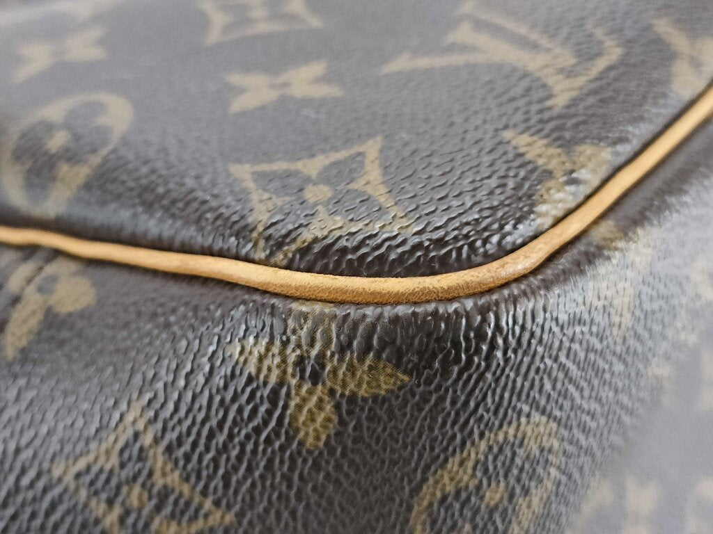 LOUIS VUITTON DEAVILLE MONOGRAM BAG
