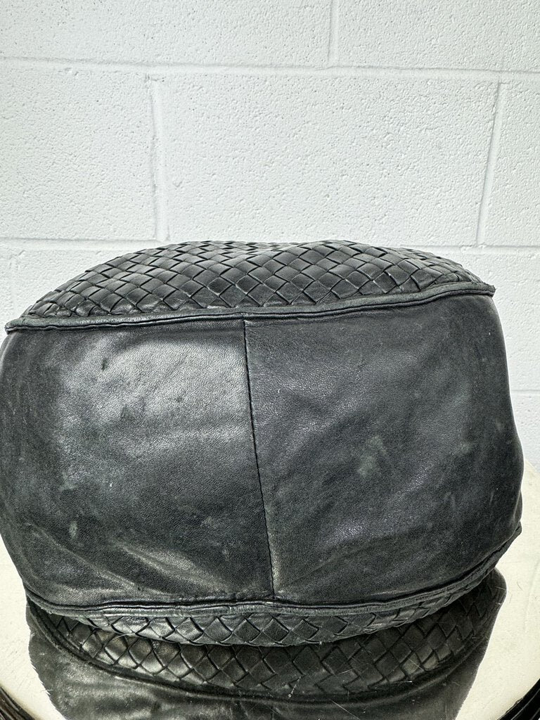 Bottega Veneta VINTAGE Intrecciato Leather Hobo Bag