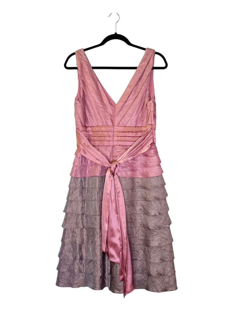 ADRIANNA PAPELL TIERED COCKTAIL DRESS