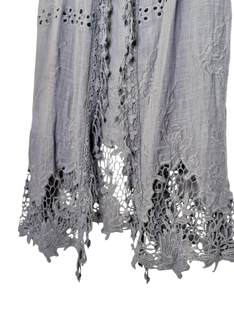 XCVI GUAZY EYELET TOPPER