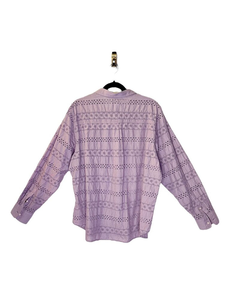 GAP EYELET BUTTON DOWN