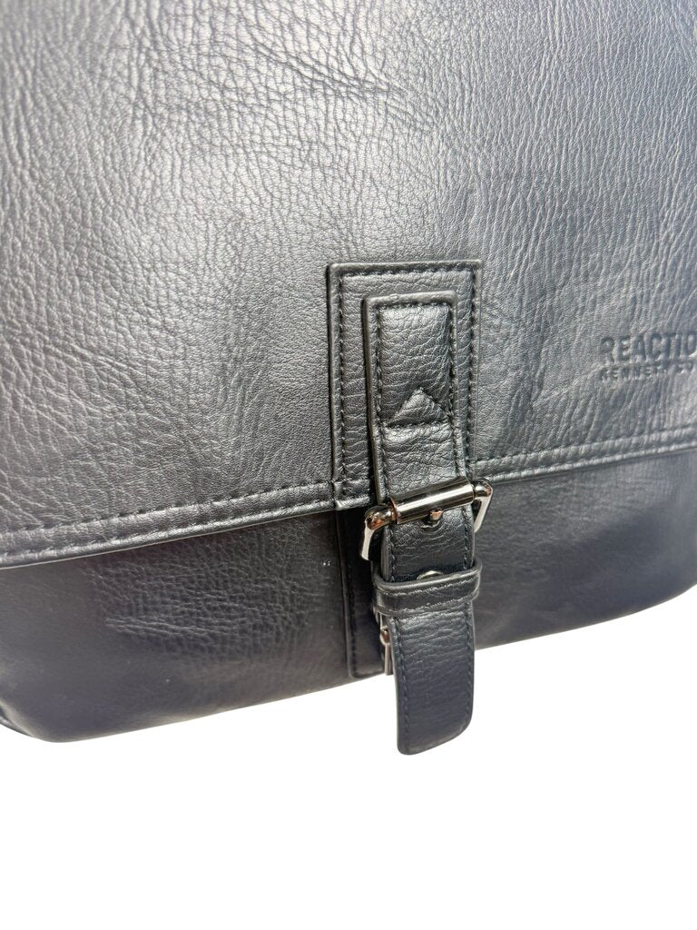 REACTION KENNETH COLE LEATHER LAP TOP CROSSBODY BAG