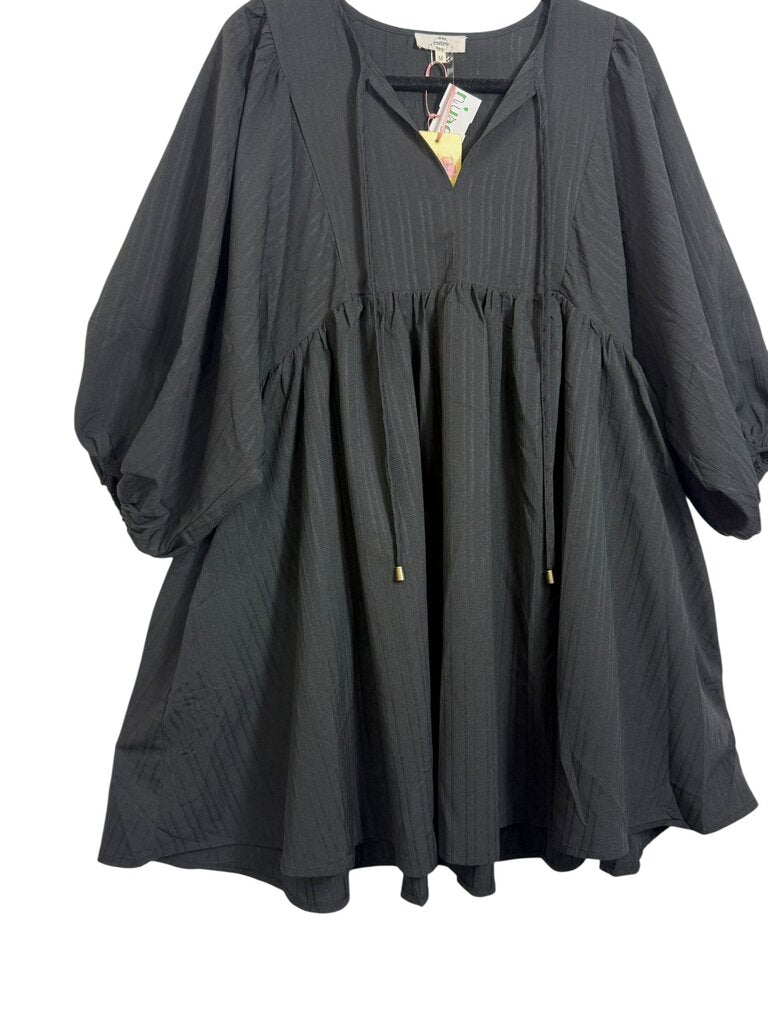ENTRO TONE ON TONE BABYDOLL DRESS