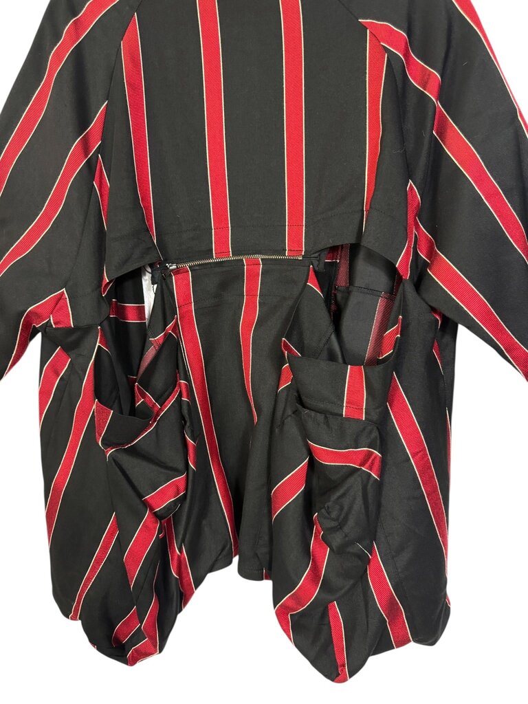 HEDARI BOLD STRIPE FUNKY BLAZER