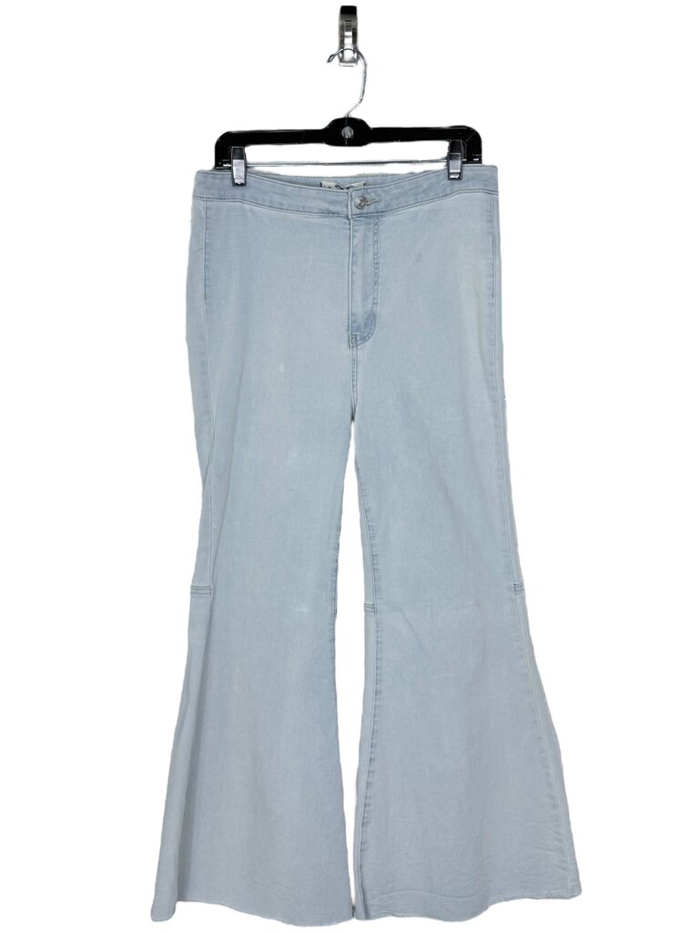 WE THE FREE BELL BOTTOM JEANS
