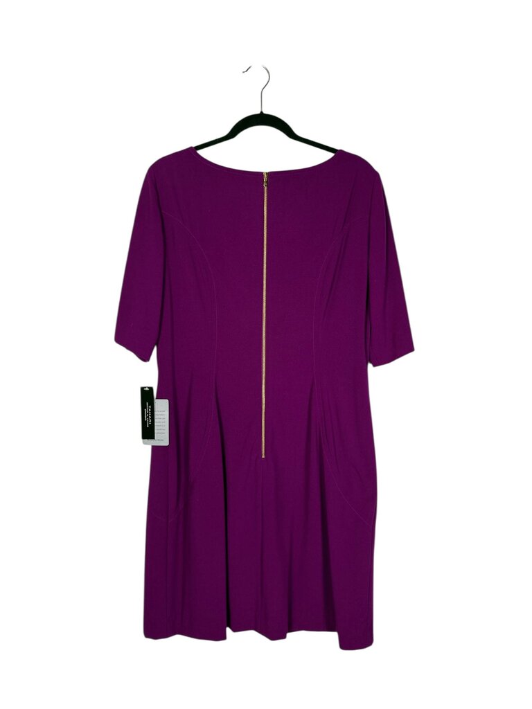 TAHARI SHEATH DRESS