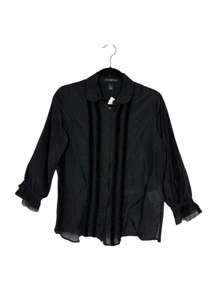 GAP VELVET BUTTON DOWN