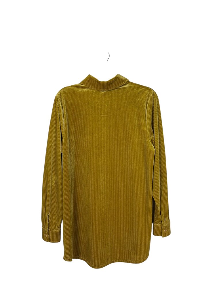 SOFT SURROUNDINGS VELVET BUTTON DOWN