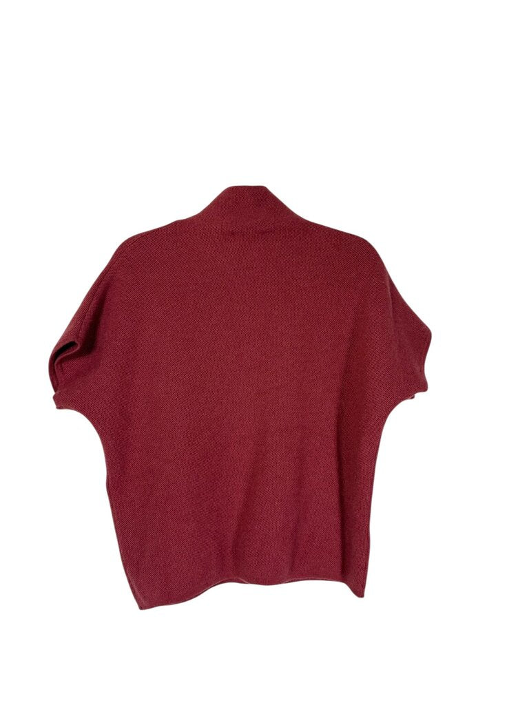 TAHARI CASHMERE SWEATER