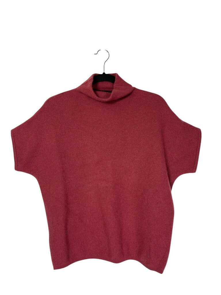 TAHARI CASHMERE SWEATER