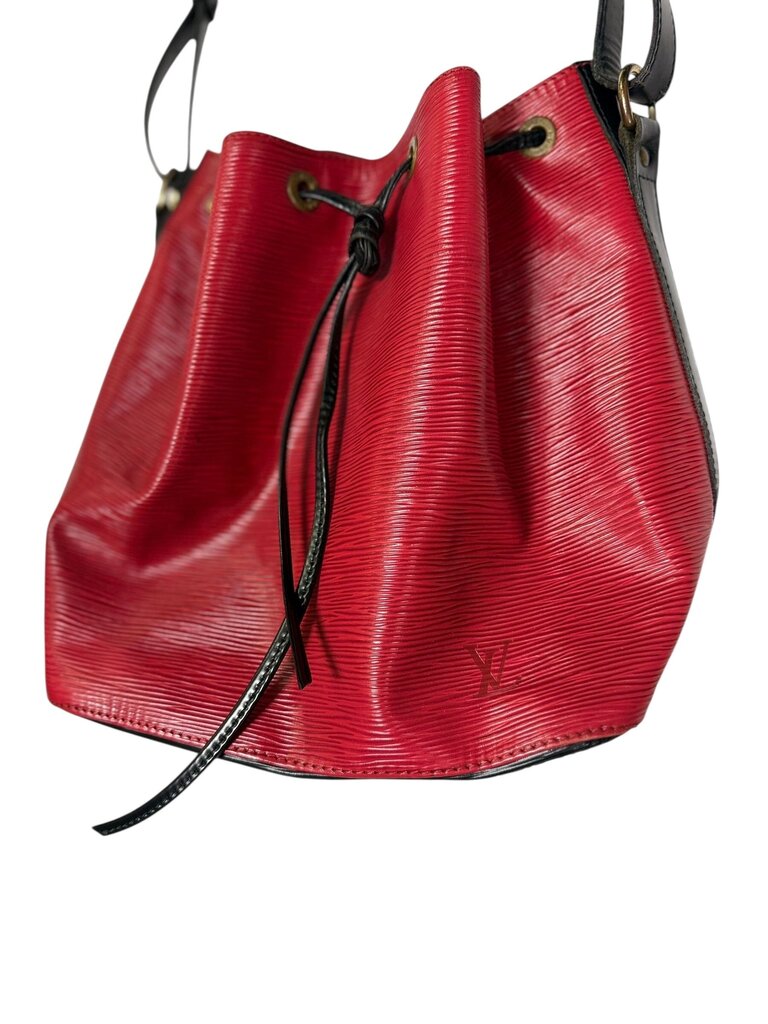 LOUIS VUITTON EPI PETITE BIO BAG