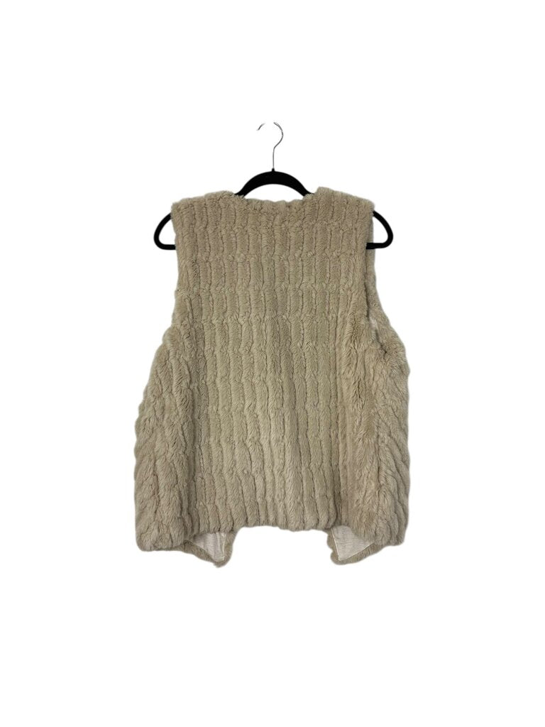 BB DAKOTA FAUX FUR VEST