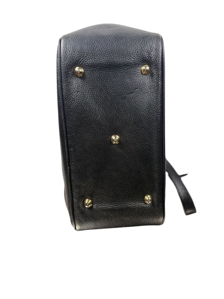 DOONEY & BURKE PEBBLE LEATHER SHOULDER BAG