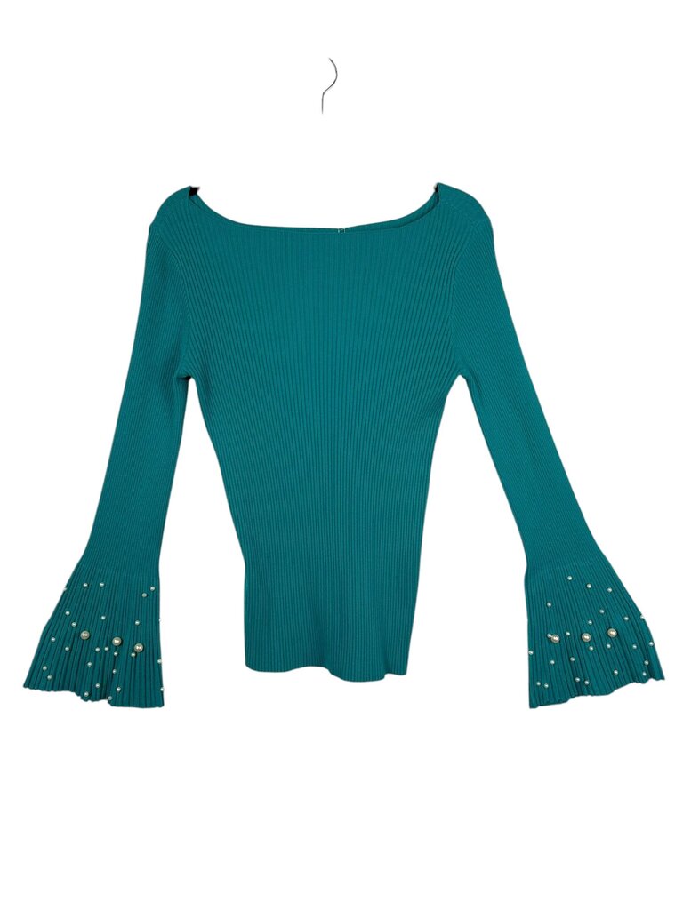 LUXE TRUMPET PEARL SLEEVE TOP