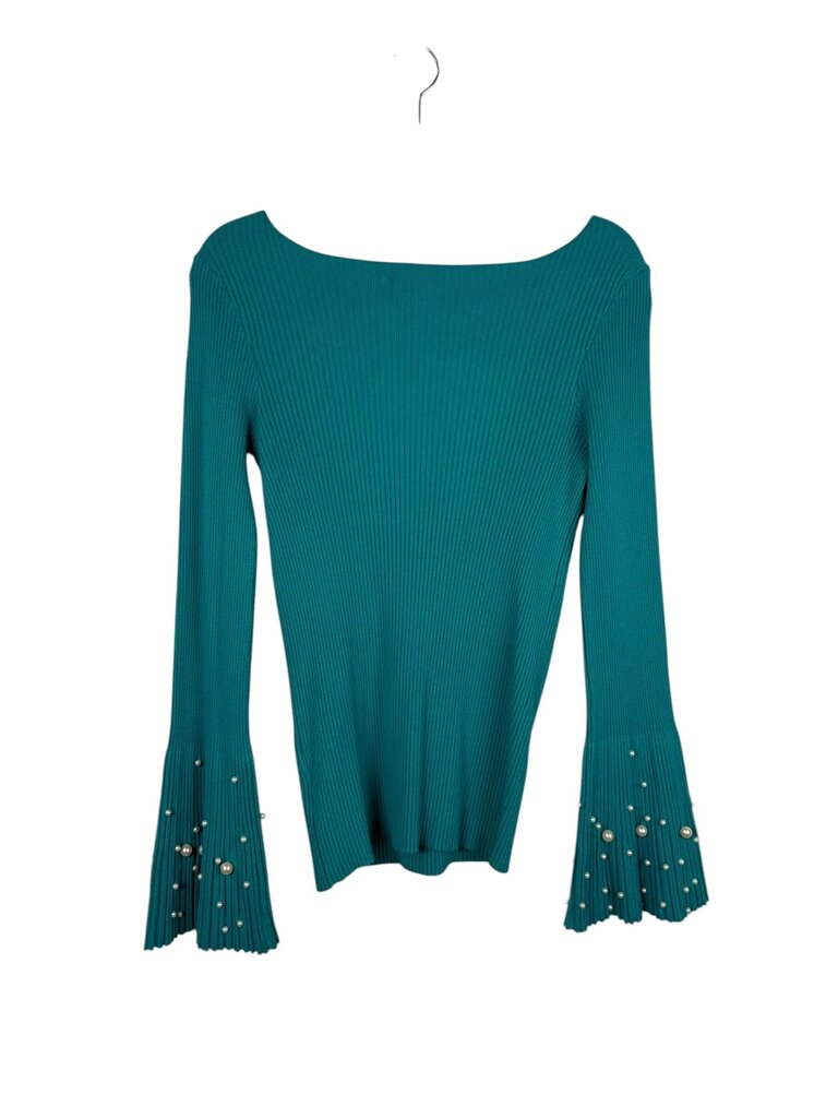 LUXE TRUMPET PEARL SLEEVE TOP