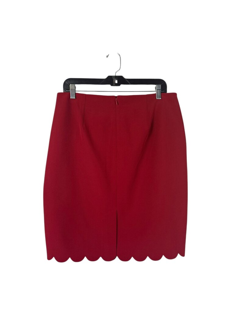 BANANA REPUBLIC SCALLOPED PENCIL SKIRT