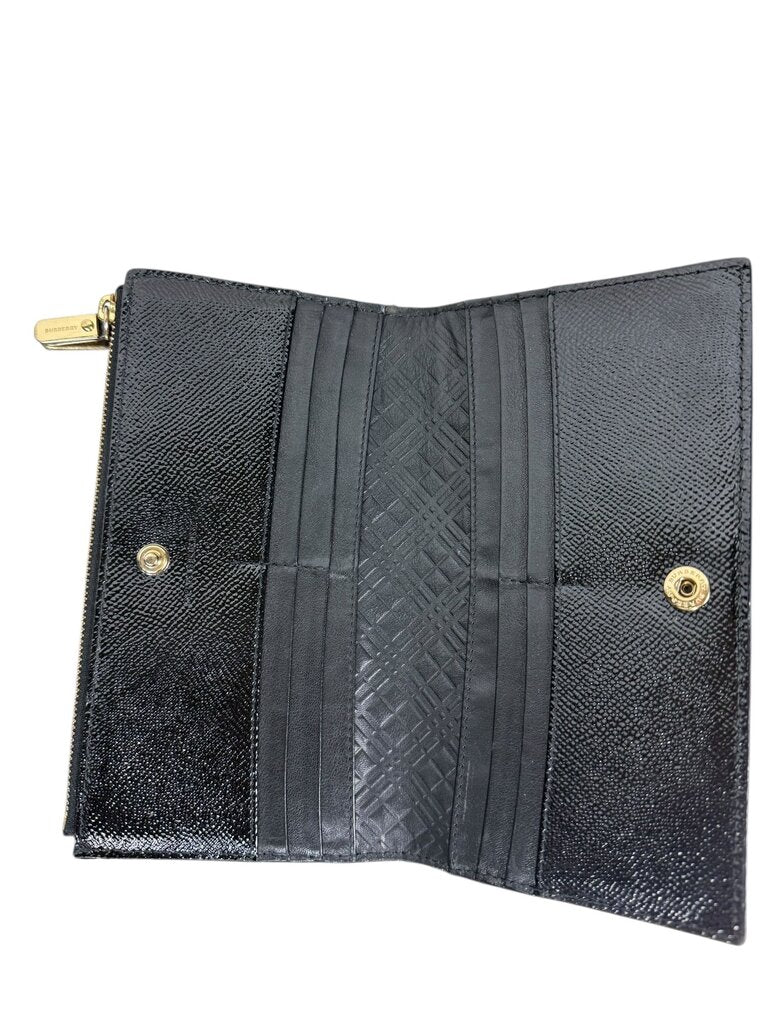AUTHENTIC BURBERRY PATENT PEBBLE LONG WALLET
