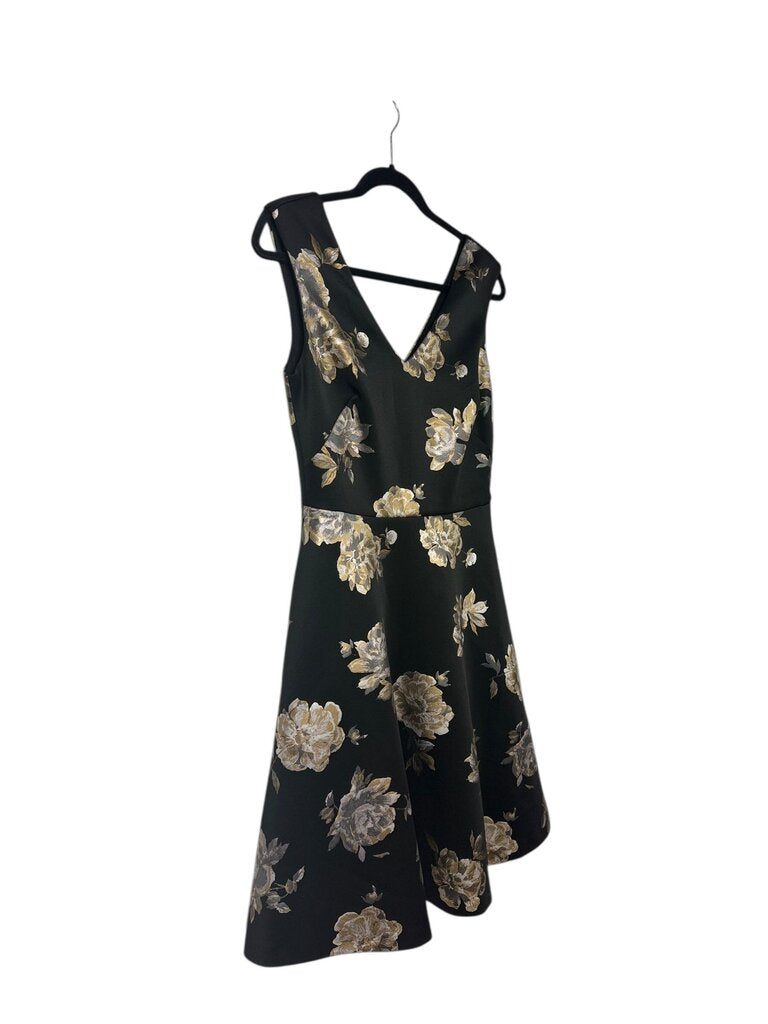 WHITE HOUSE BLACK MARKET FLORAL DRESS