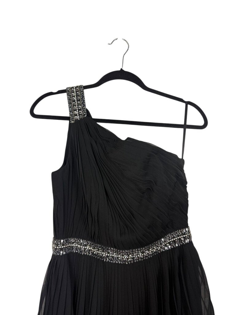 WHITE HOUSE BLACK MARKET ONE SHOULDER GOWN