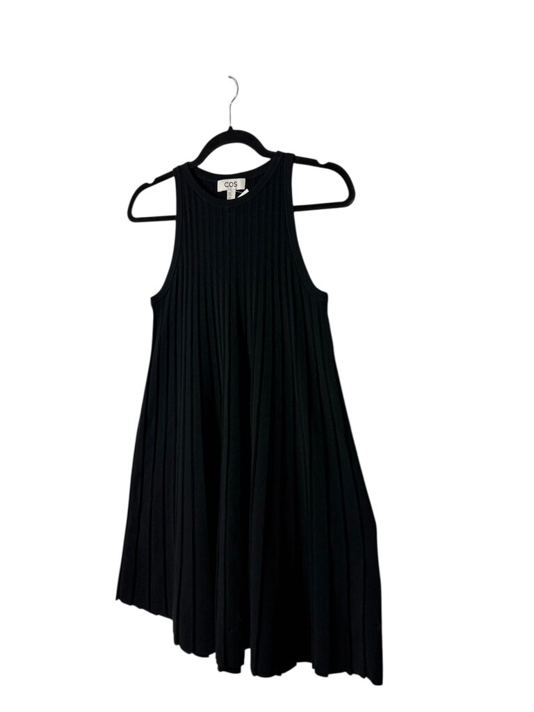 COS SLEEVELESS PLEATED DRESS
