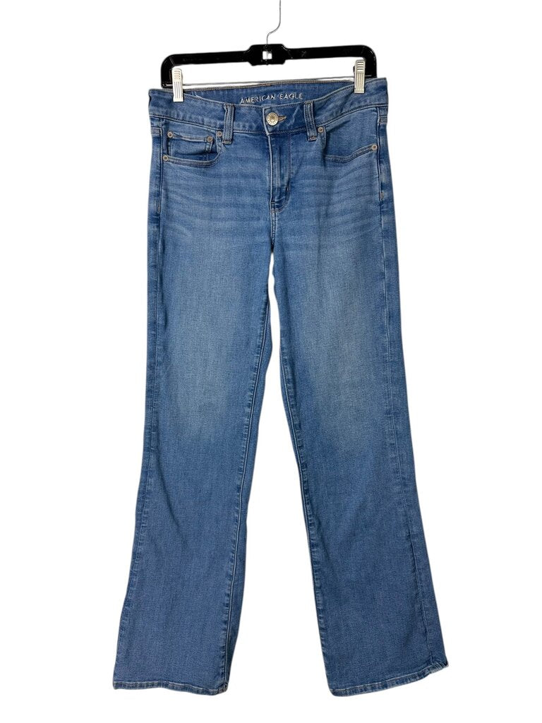 AMERICAN EAGLE FAVORITE BOYFRIEND JEANS