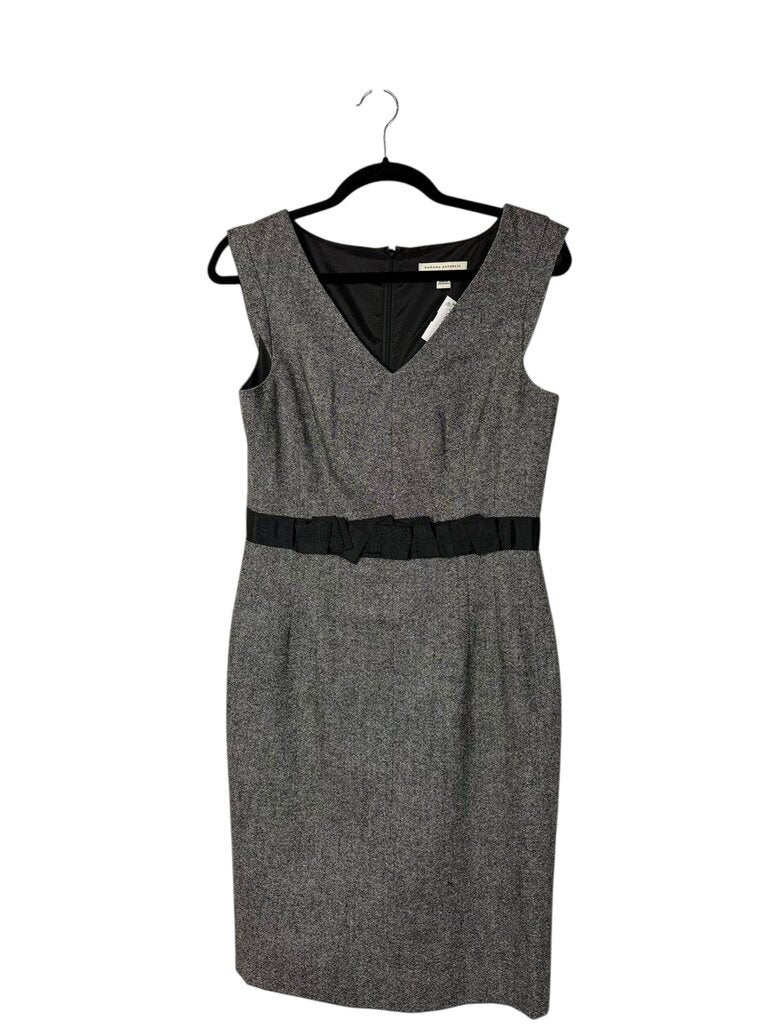 BANANA REPUBLIC LINED SHEATH DRESS