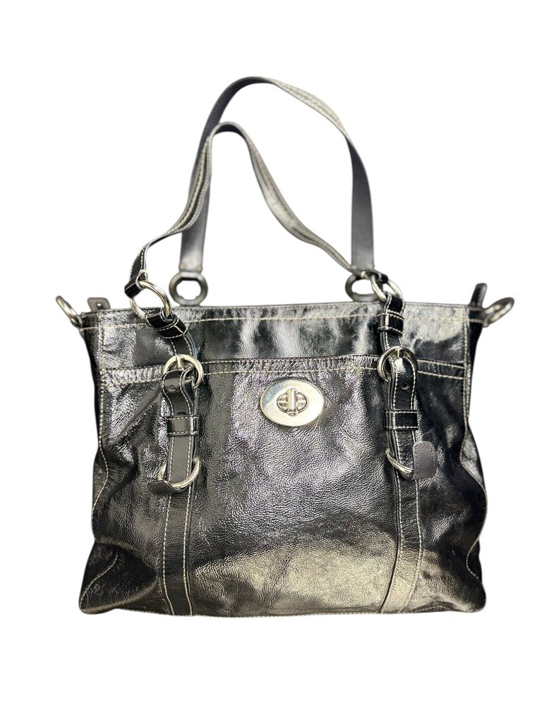 COACH PATENT LEATHER SHOULDER BAG