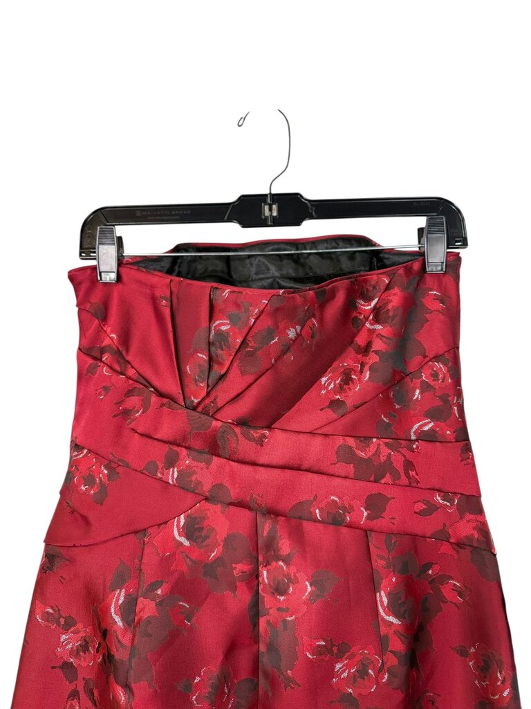 WHITE HOUSE BLACK MARKET FLORAL MIDI DRESS